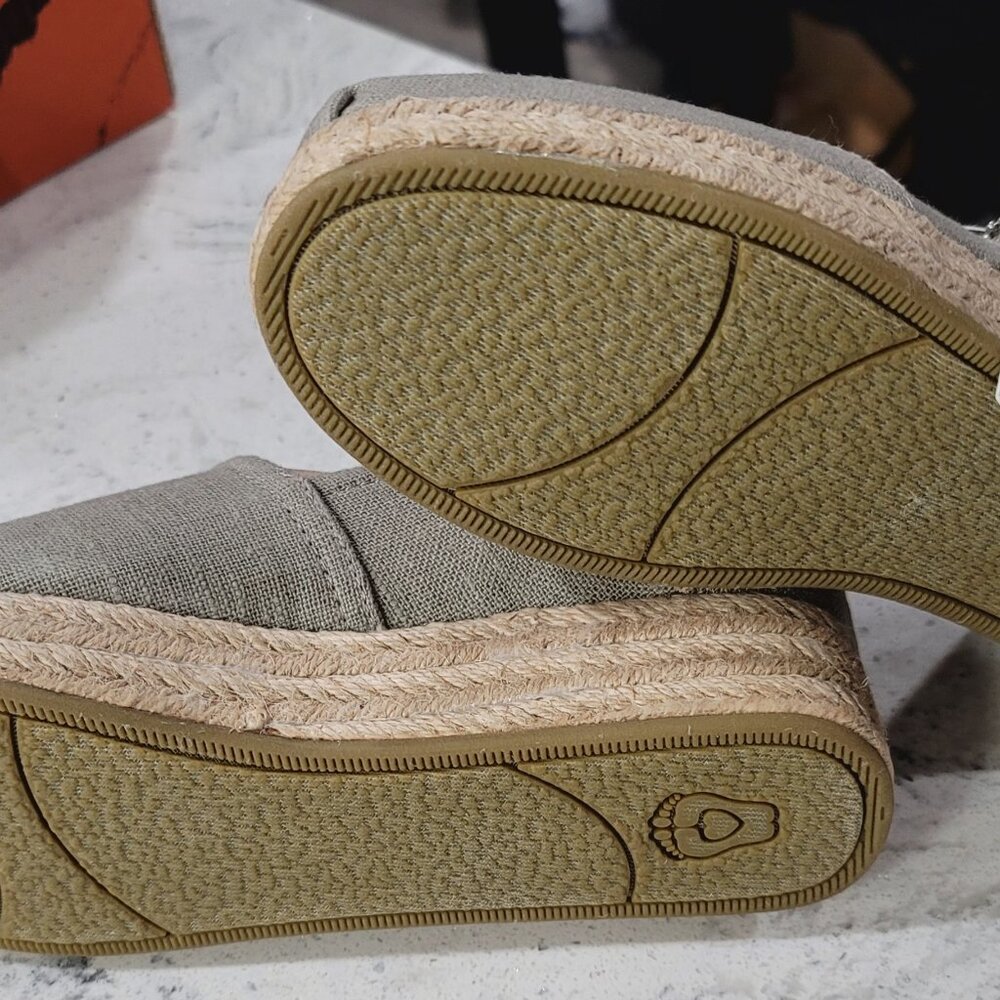 BOB BY SKECHERS MEMORY FOAM NWT - image 5